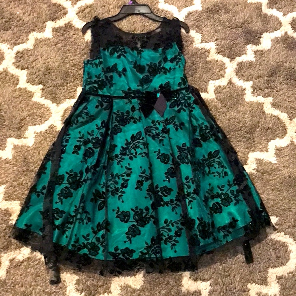 Jona Michelle, formal dress. Size 10. Excellent condition. 100% polyester